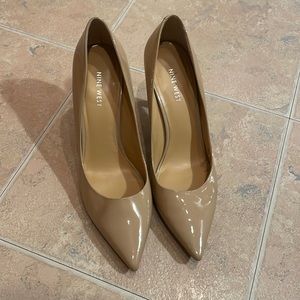 Women’s Nine West pumps, size 8 1/2 M, heel height 3 1/2 inches, color nude